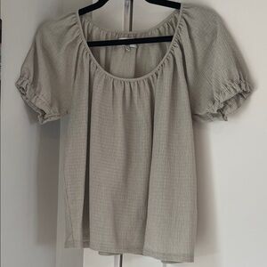 Madewell Light Gray Puff Sleeve Blouse